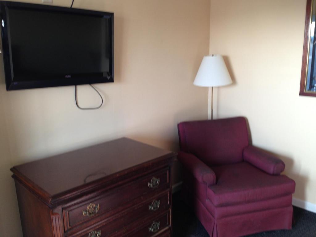 Cadet Motor Inn - Coldwater Room photo